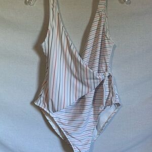 No Boundaries |Size XL |One-Piece | Arctic White/Blue/Red Striped Swimsuit SWIM